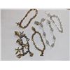 Image 1 : 5 VINTAGE GOLD AND SILVER PLATED CHARMS BRACELET