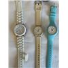 Image 2 : 5 SILICONE BAND WATCHES