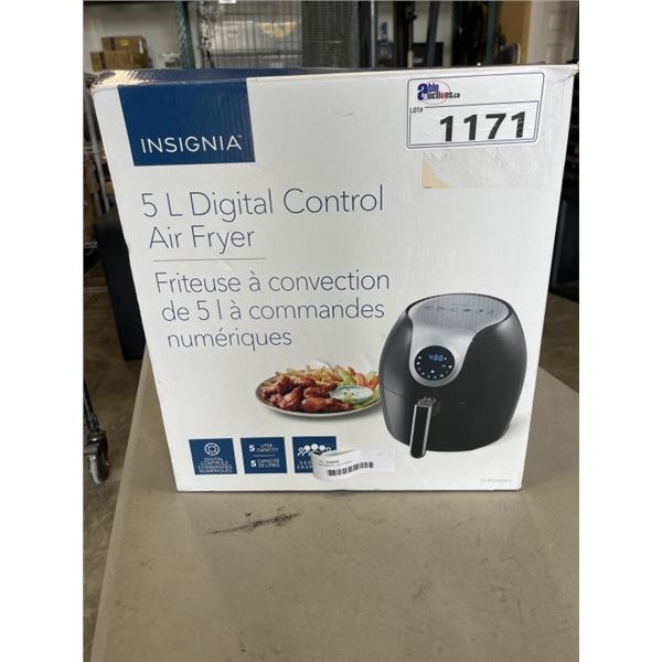 INSIGNIA 5L AIR FRYER