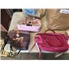 Image 3 : 2 BAGS OF ASSORTED LADIES PURSES