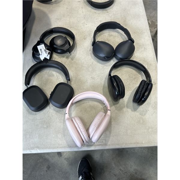 5 PAIRS OF HEADPHONES. 1 FROM BEATS, 1 FROM PROSCAN, 1 FROM MONDO, 1 FROM KVIDIO