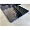 Image 5 : 2 IPADS. 1 IS MODEL A1670