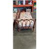 Image 4 : RATTAN CHAISE LOUNGER