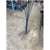 Image 3 : FLOOR CANDLE STAND