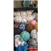 Image 2 : CLOTH SHOPPING BASKET FULL OF YARN