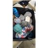 Image 3 : CLOTH SHOPPING BASKET FULL OF YARN