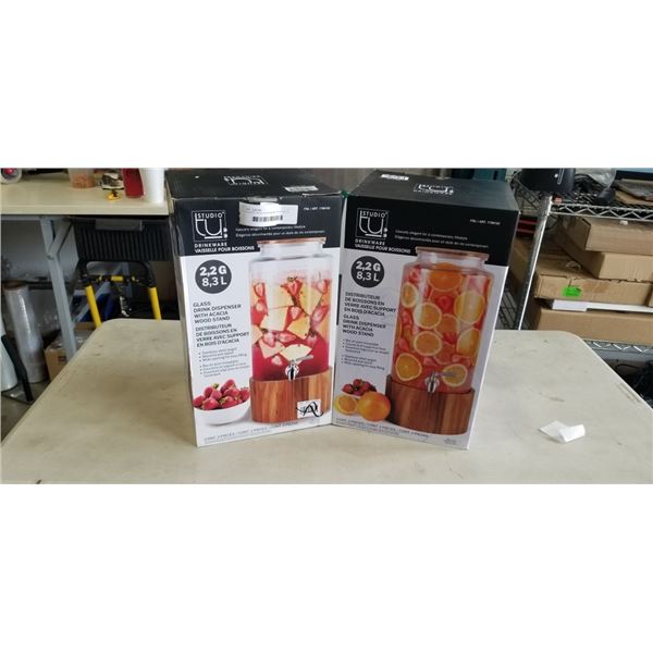 2 GLASS DRINK DISPENSERS, WITH ACACIA WOOD STAND, 8.3L