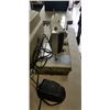 Image 4 : CASED SEARS KENMORE SEWING MACHINE WITH PEDAL