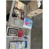 Image 3 : 2 BOXES OF NEW HALLOWEEN AND PARTY DECOR