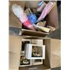 Image 1 : 2 BOXES OF NEW BATH RELATED ITEMS AND TEA LIGHT CANDLE HOLDERS