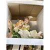 Image 2 : 2 BOXES OF NEW BATH RELATED ITEMS AND TEA LIGHT CANDLE HOLDERS