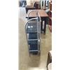 Image 2 : FOLDING 3 TIER SHELF