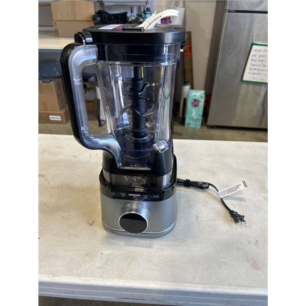 NINJA DETECT 2.13L 1800W COUNTERTOP BLENDER - TESTED WORKING, RETAIL $159