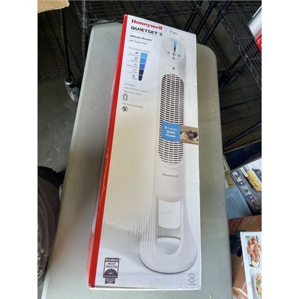 HONEYWELL 40" QUIETSET OSCILLATING TOWER FAN - TESTED WORKING
