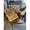 Image 2 : LARGE LOT OF WICKER BASKETS