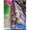 Image 2 : KIDS FOAM TILES AND 2 STUFFED ANIMALS