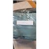 Image 3 : BOX OF NEW CLOTH NAPKINS - 8 BUNDLES OF 15,120 NAPKINS TOTAL