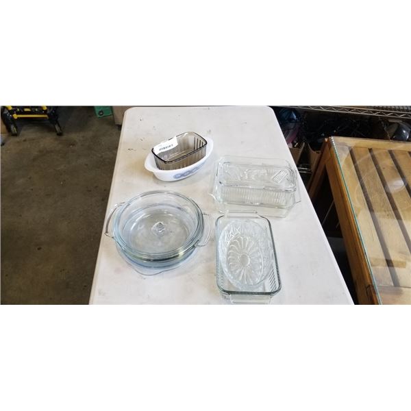 LOT OF VINTAGE GLASS BAKING DISHES INCUDING FIRE KING