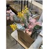 Image 2 : 2 BOXES OF NEW FAKE FLORALS