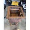 Image 4 : SHOE SHELF, GARBAGE CAN, SICKER PLANTER, AND LIGHT