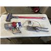 Image 1 : DYSON V10 CORDLESS VACUUM CLEANER W/ CHARGER
