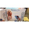 Image 2 : 2 NEW AQUAPAW DOG GROOMING TOOLS