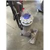 Image 3 : DYSON DC 66 UPRIGHT VACUUM CLEANER
