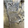 Image 2 : 4 METAL OUTDOOR PATIO CHAIRS