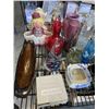 Image 2 : 2 BOXES OF ESTATE GOODS - CHINA CUPS, GLASS LIDDED JARS, FIGURES, TABLE CLOTHES, ETC
