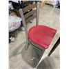 Image 3 : WOOD DROP TABLE WITH 2 RED CHAIRS
