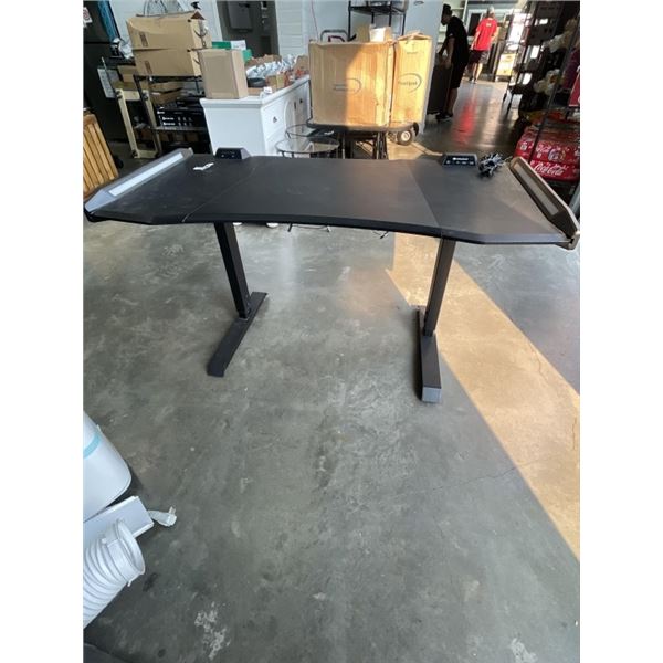 COUGAR MARS GAMING DESK. WORKING