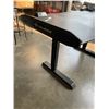 Image 3 : COUGAR MARS GAMING DESK. WORKING