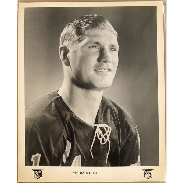 1966-67 NEW YORK RANGERS 8"x10" PUBLICITY GLOSSY - VIC HADFIELD