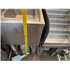 Image 8 : Commercial Underbar Sink 21" x 14.5" x 29.5"H