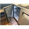 Image 5 : True Commercial 3-Door Undercounter Refrigerator w/ Work Top