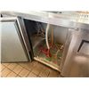 Image 4 : True Kegerator Refrigerator Cooler w/ 2 Draft Beer Taps