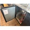 Image 4 : True TDD-3-HC Kegerator Refrigerator Cooler w/ 2 Draft Beer Taps