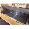 Image 3 : Avantco Refrigerated Sandwich / Salad Prep Table (gets cold)