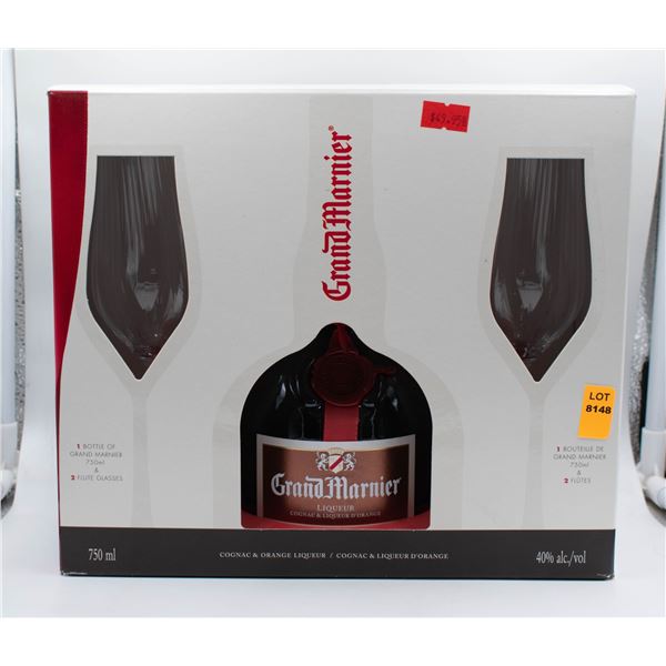 GRAND MARNIER LIQEUER GIFT SET W. 2 FLUTE GLASSES