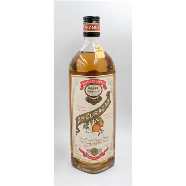 DRY CURACAO BLENDED WITH BRANDY AND COGNAC 750ML