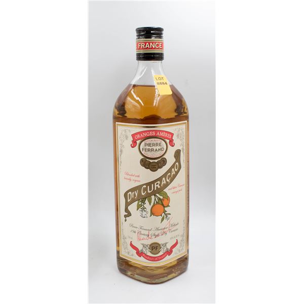 DRY CURACAO BLENDED WITH BRANDY AND COGNAC 750ML