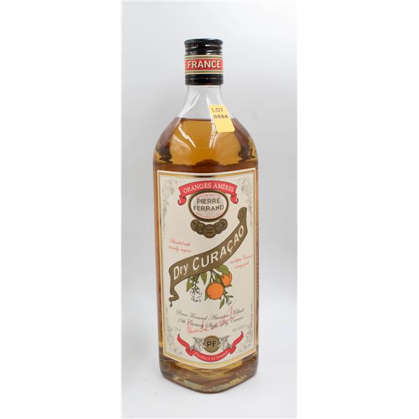 DRY CURACAO BLENDED WITH BRANDY AND COGNAC 750ML