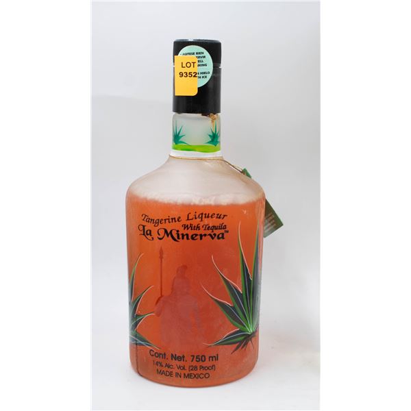 TANGERINE LIQUEUR WITH TEQUILA LA MINERVA 750ML