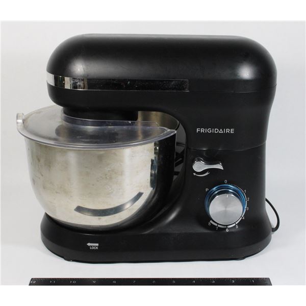 FRIGIDAIRE STAND MIXER — image 12