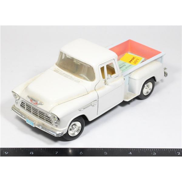 1955 CHEVROLET PICK UP DIE-CAST 1:24