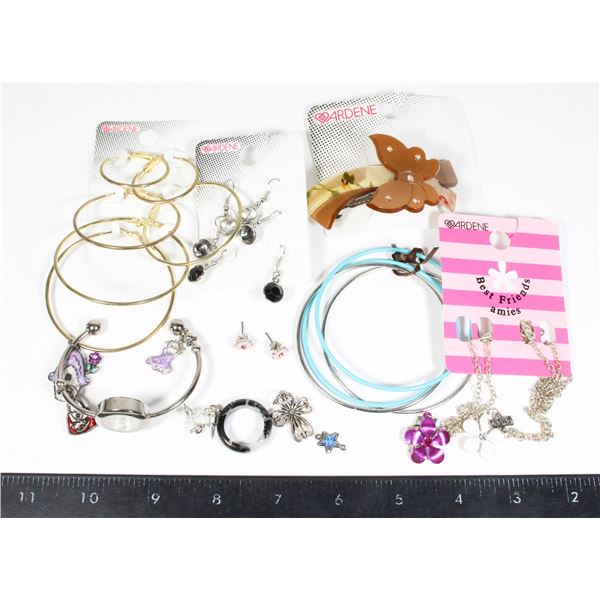 LOT OF MOSTLY NEW JEWELRY