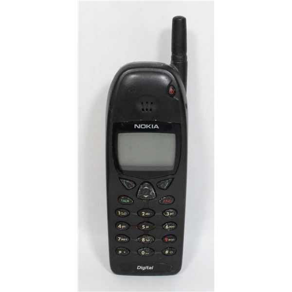 NOKIA CELL PHONE
