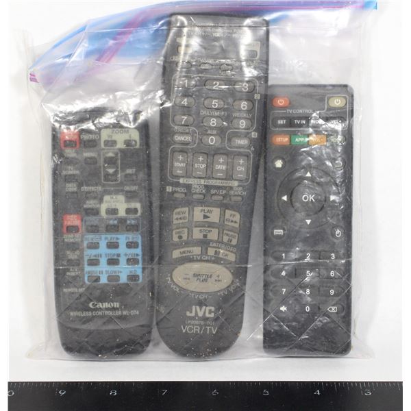 BAG OF 3 REMOTE CONTROLS (BATTERIES NOT INCLUDED)