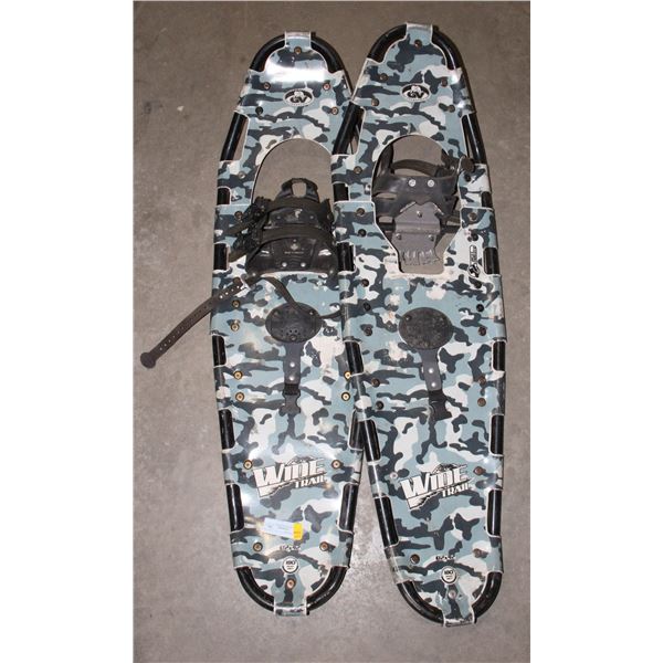 WIDE TRAIL SNOWSHOES