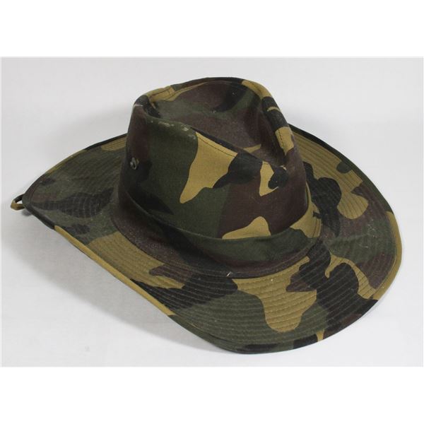SUMMER LARGE BRIM HAT